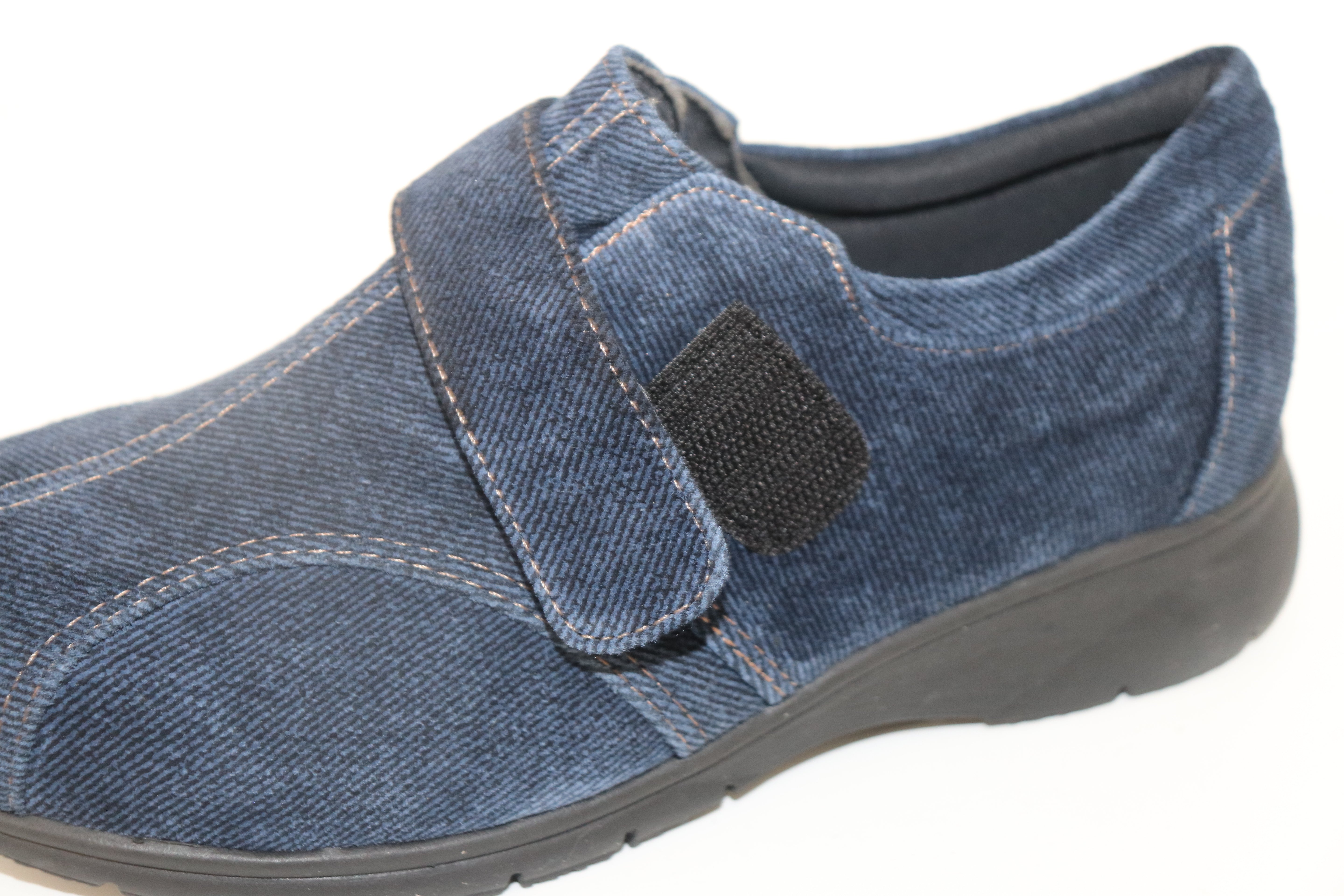 Made in Japan, pigskin denim print, antibacterial and odor resistant, cushioned, lightweight, easy to walk in, women&#39;s, easy to walk in, casual, with belt, easy to put on and take off, 5E denim slip-ons No.98525